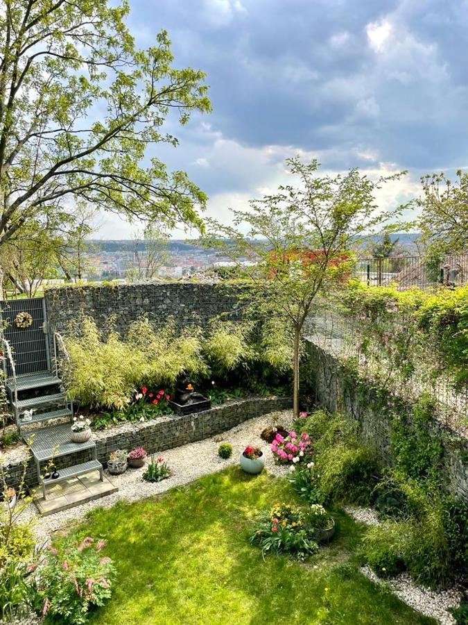 Romantic Overlooking Homestay Prague